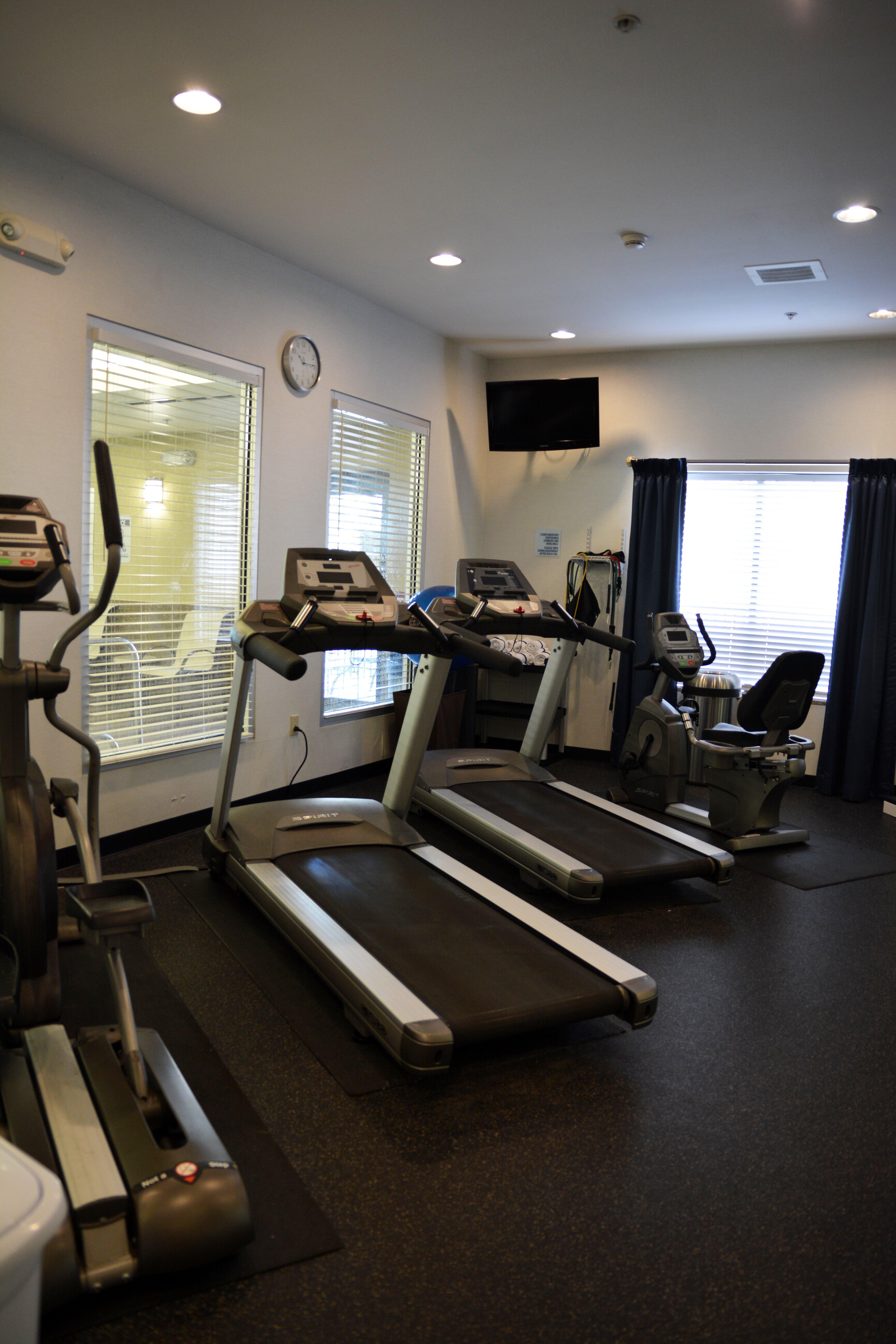 Holiday Inn Express & Suites Youngstown West I 80, An Ihg Hotel Eksteriør billede