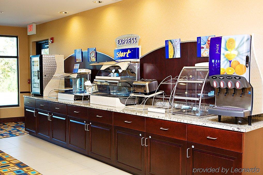 Holiday Inn Express & Suites Youngstown West I 80, An Ihg Hotel Restaurant billede
