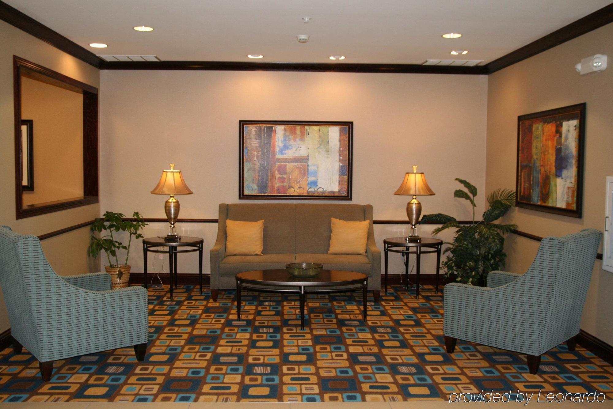 Holiday Inn Express & Suites Youngstown West I 80, An Ihg Hotel Eksteriør billede